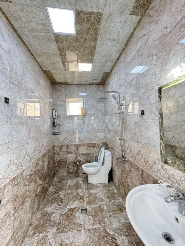 Satılır 3 otaqlı həyət evi 140 m²