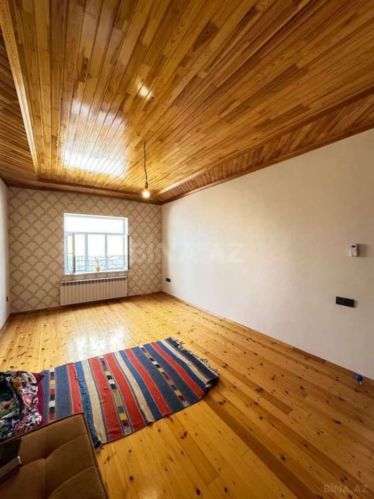 Satılır 3 otaqlı həyət evi 140 m²