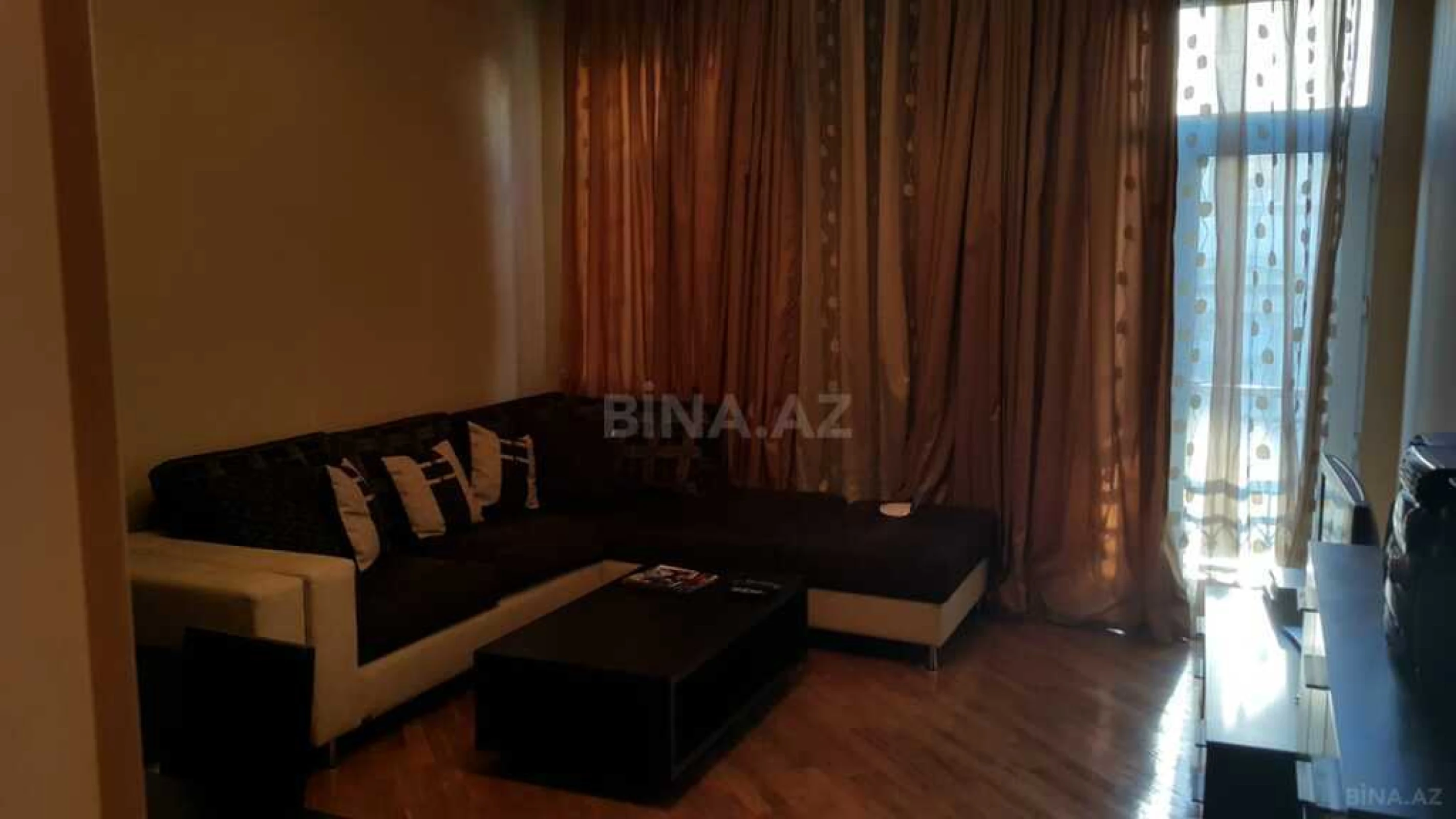 Kirayə verilir 3 otaqlı mənzil 90 m²