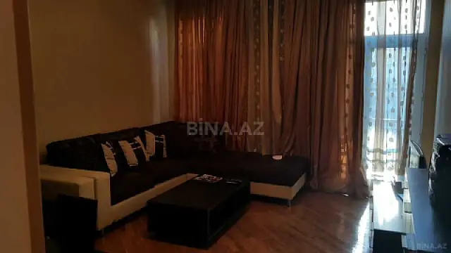 Kirayə verilir 3 otaqlı mənzil 90 m²