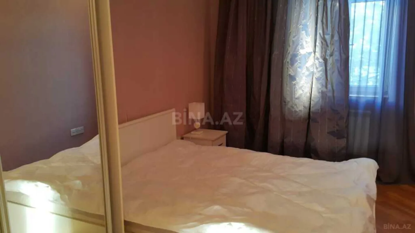 Kirayə verilir 3 otaqlı mənzil 90 m²