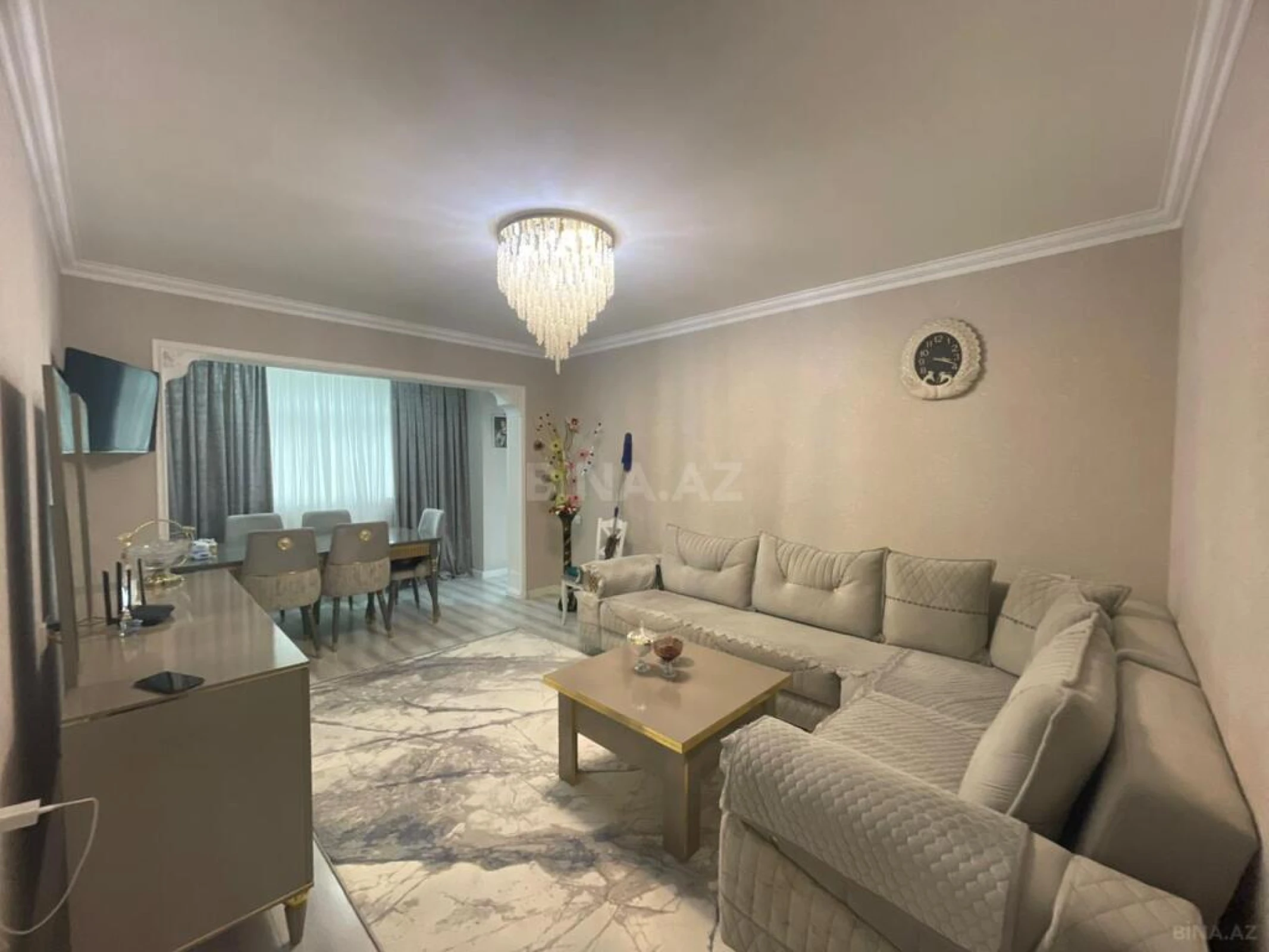 Satılır 4 otaqlı mənzil 100 m²