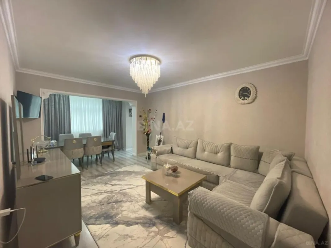 Satılır 4 otaqlı mənzil 100 m²