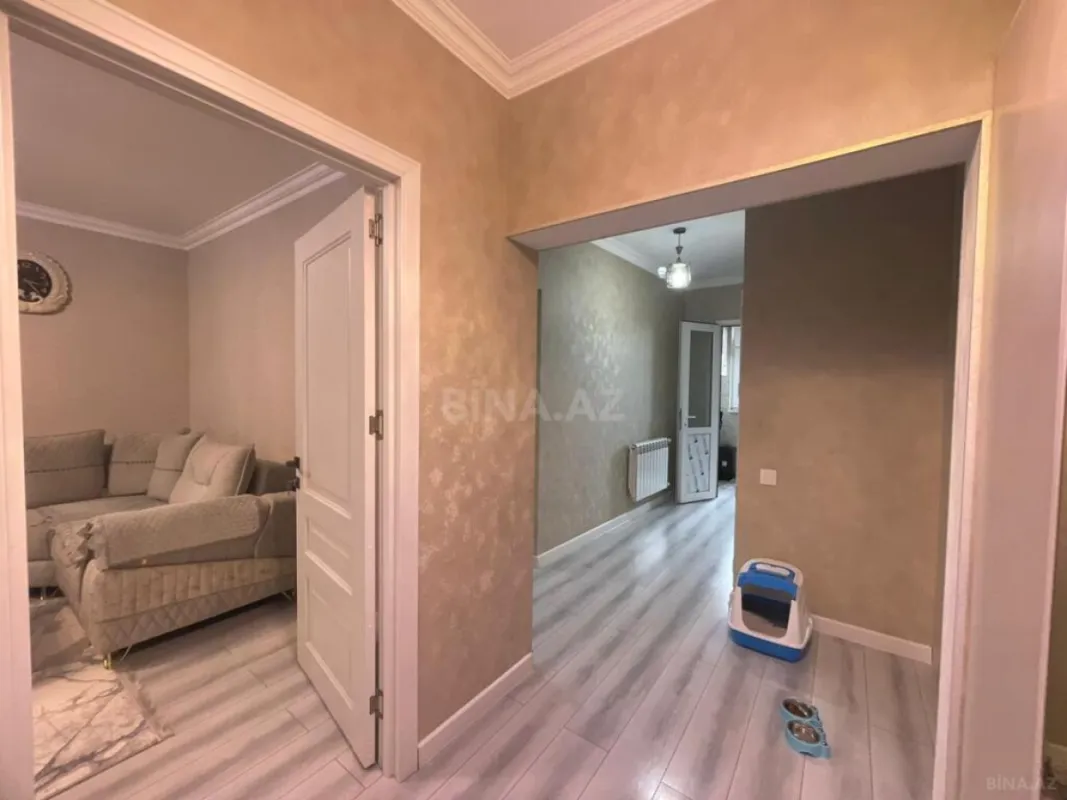 Satılır 4 otaqlı mənzil 100 m²