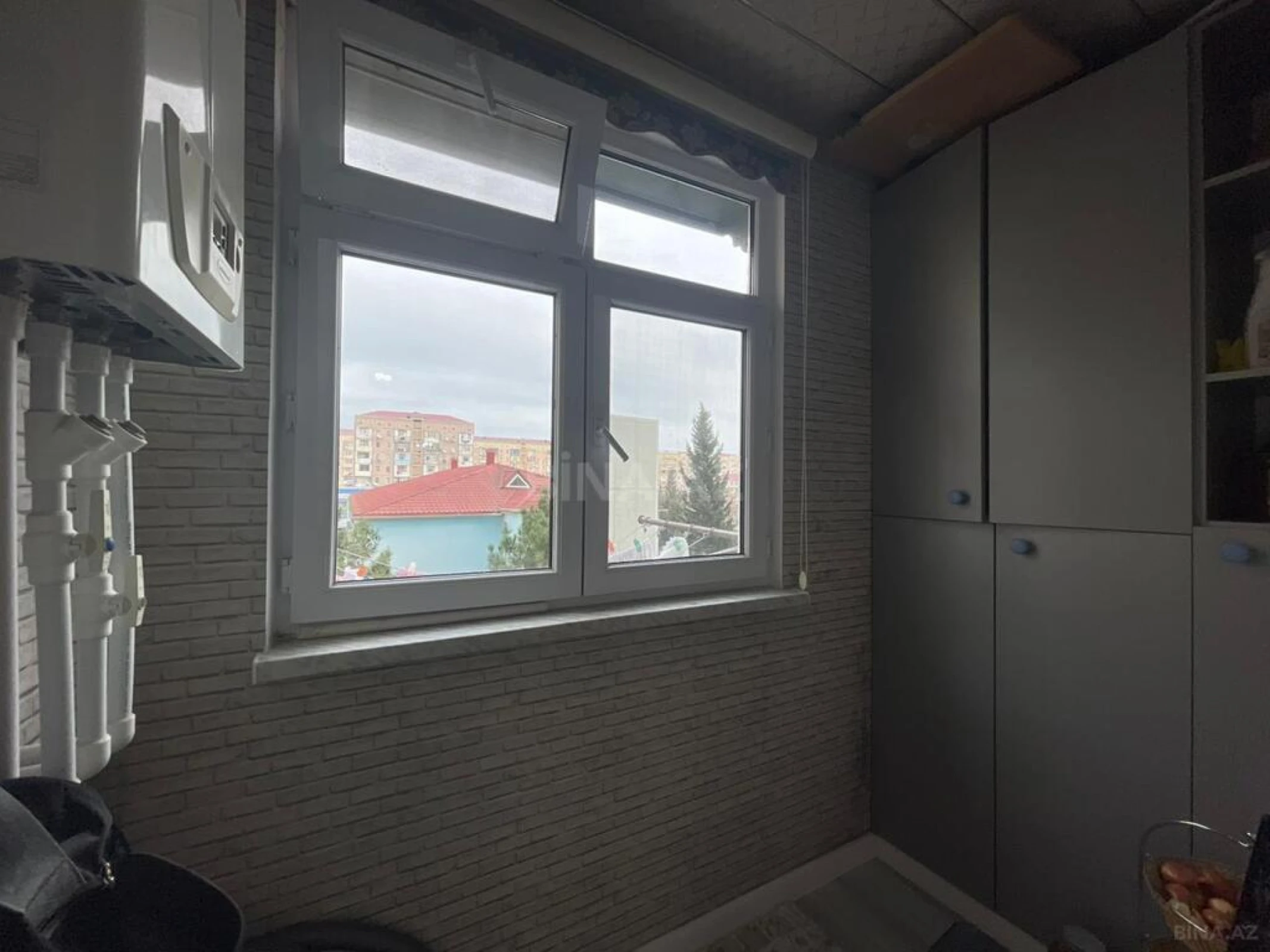 Satılır 4 otaqlı mənzil 100 m²