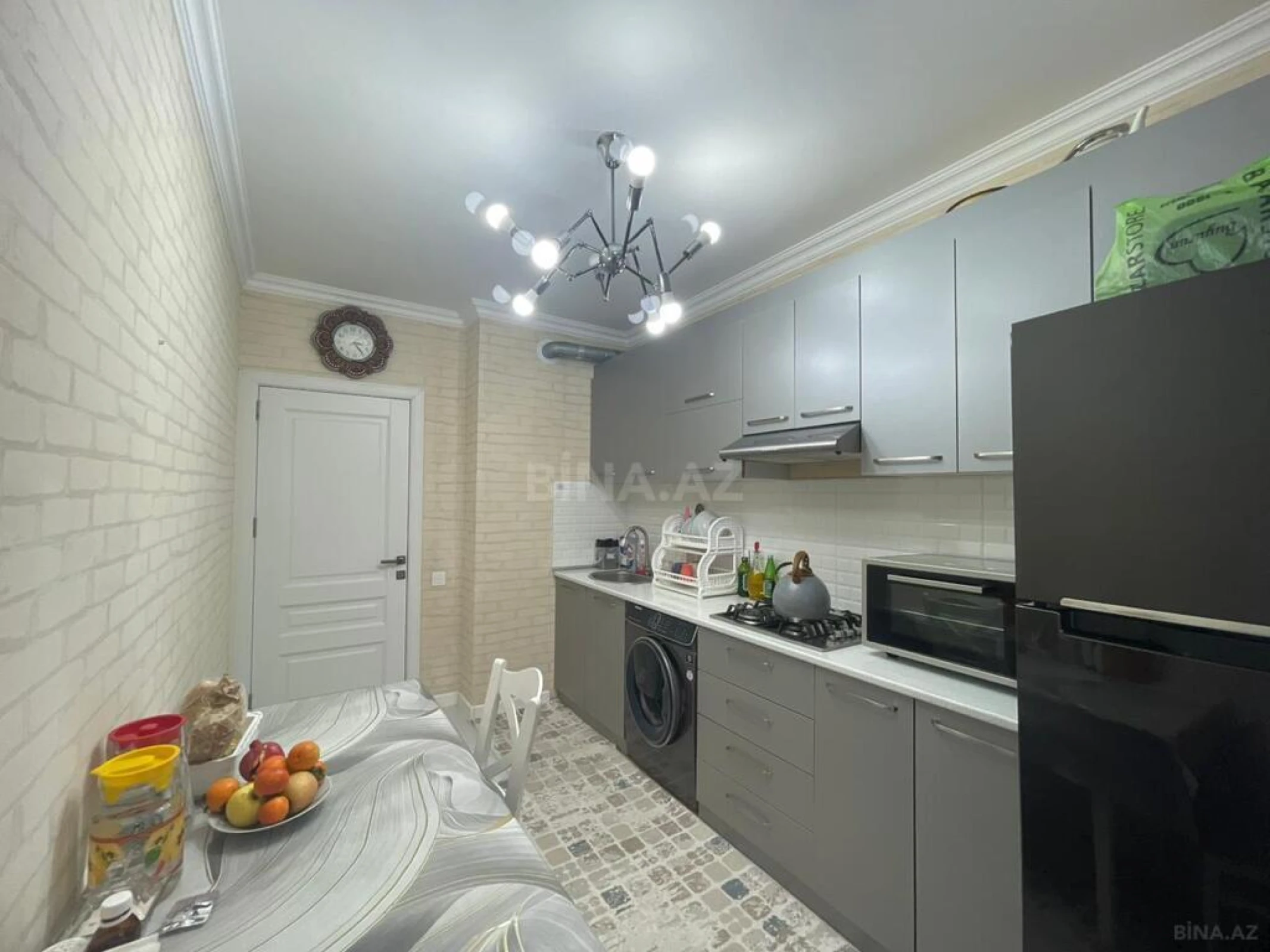 Satılır 4 otaqlı mənzil 100 m²
