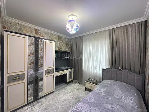 Satılır 4 otaqlı mənzil 100 m²
