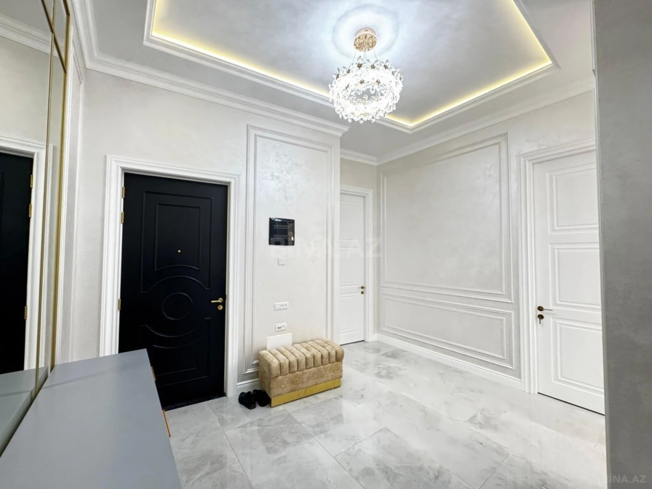 Kirayə verilir 3 otaqlı mənzil 150 m²
