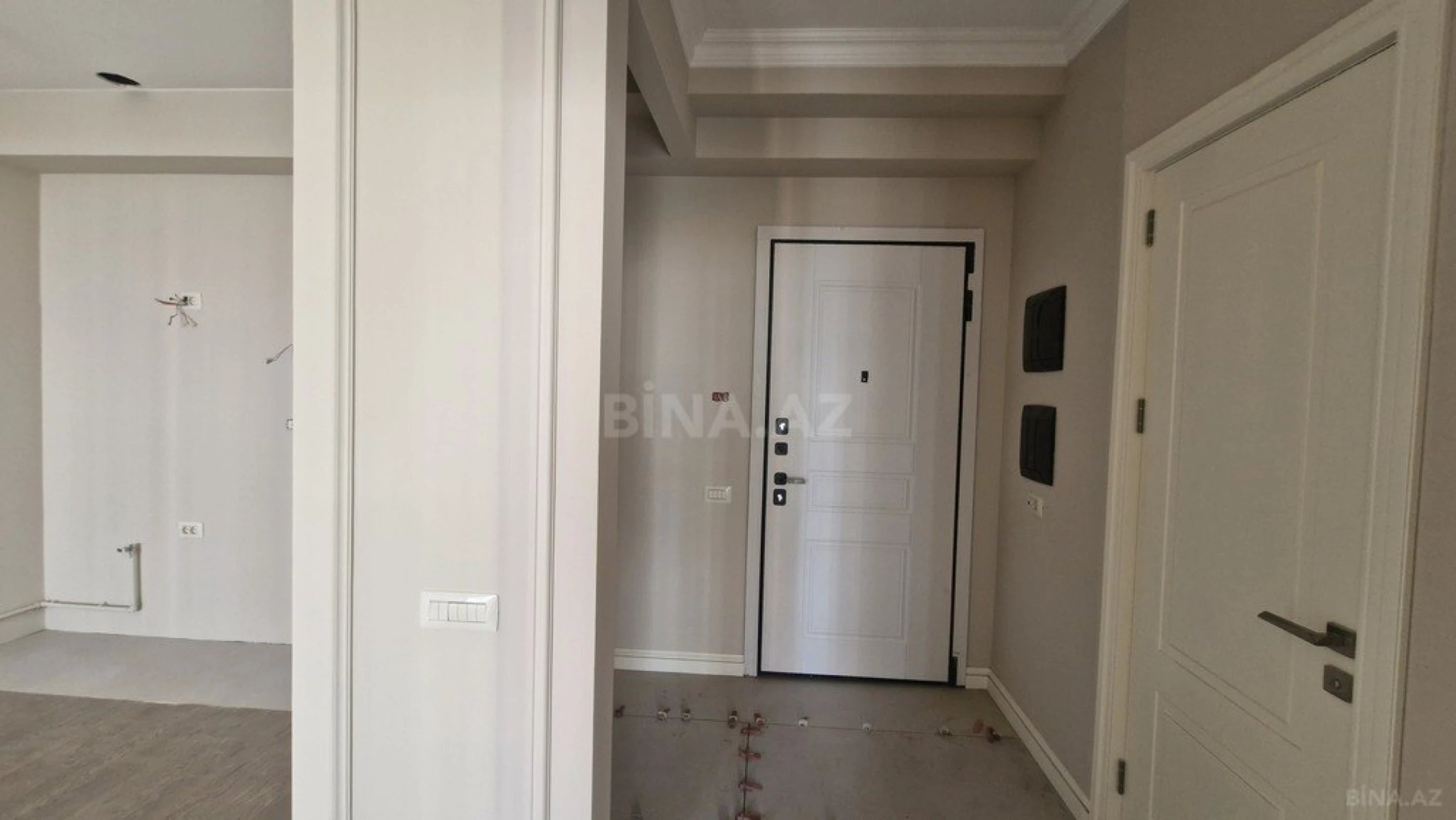 Satılır 2 otaqlı mənzil 59 m²