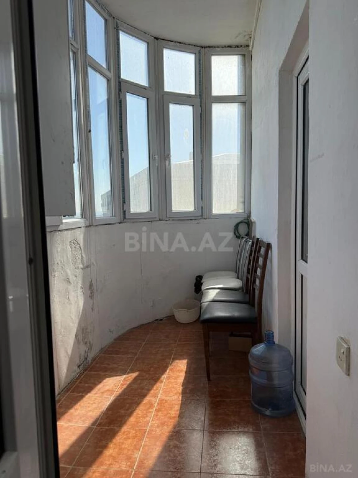 Satılır 2 otaqlı mənzil 95 m²