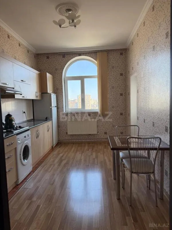 Satılır 2 otaqlı mənzil 95 m²
