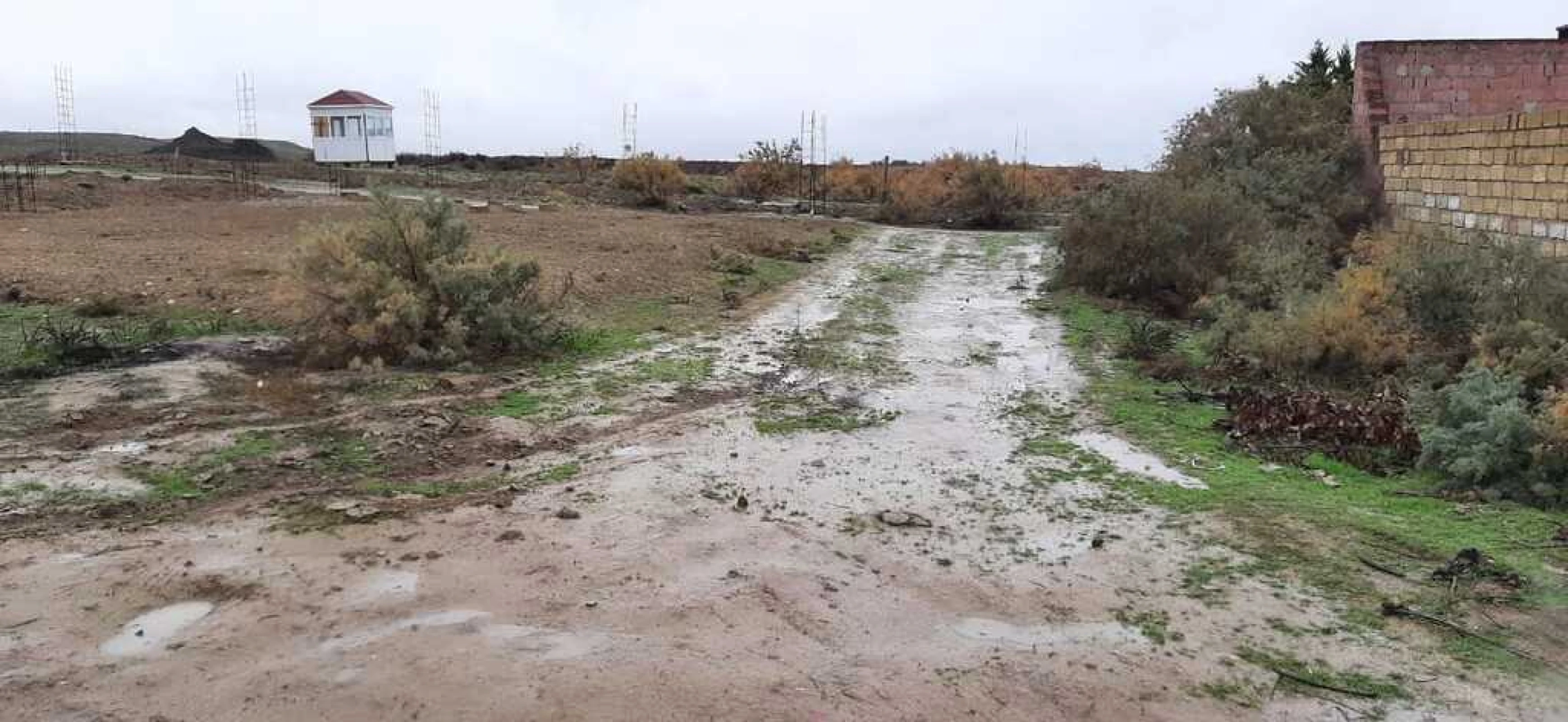 Satılır torpaq sahəsi 30 m²