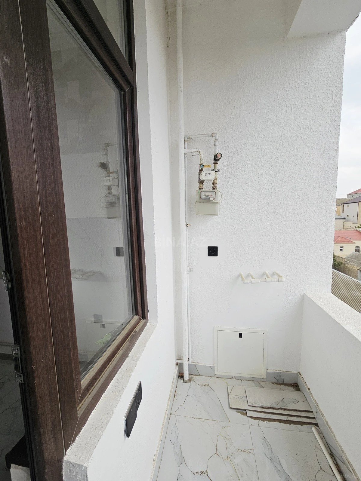 Satılır 2 otaqlı mənzil 73 m²