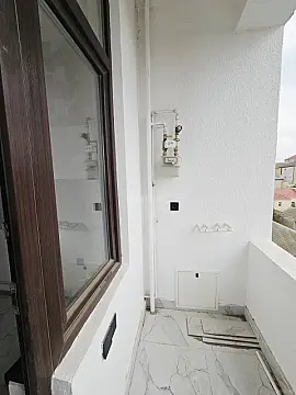 Satılır 2 otaqlı mənzil 73 m²