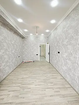 Satılır 2 otaqlı mənzil 73 m²