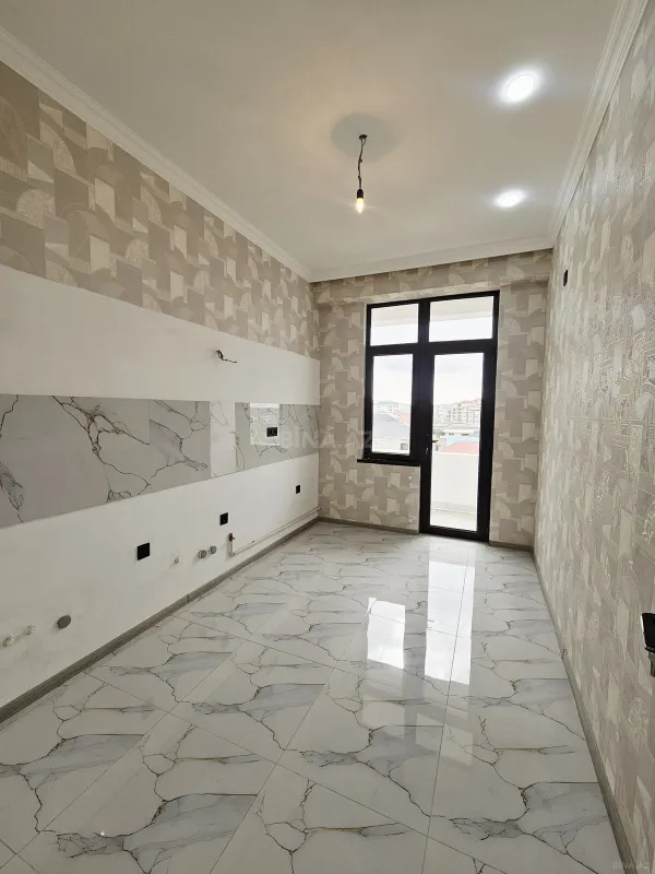 Satılır 2 otaqlı mənzil 73 m²