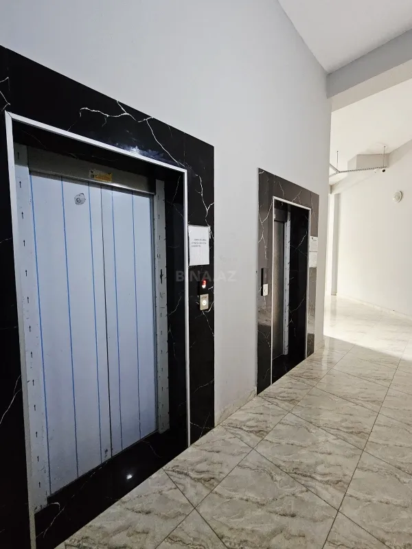 Satılır 2 otaqlı mənzil 73 m²