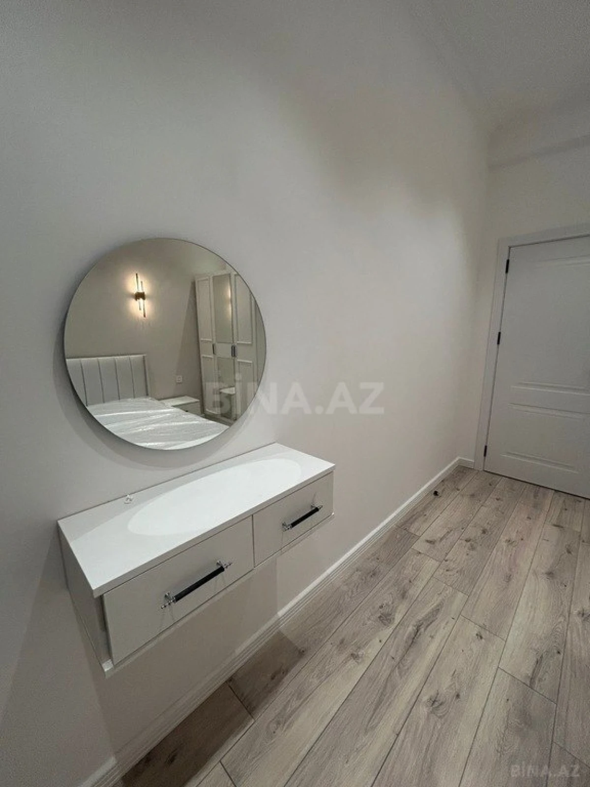Satılır 2 otaqlı mənzil 56 m²
