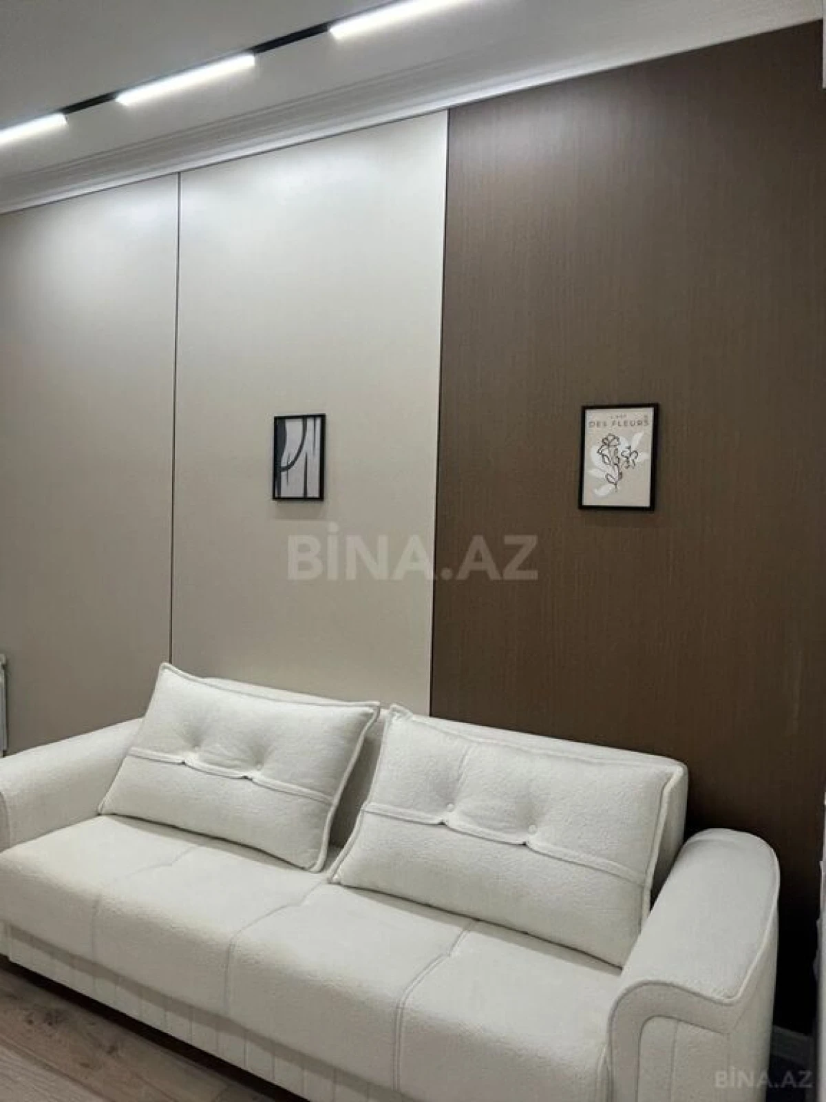 Satılır 2 otaqlı mənzil 55 m²