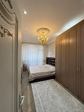 Satılır 3 otaqlı mənzil 147 m²