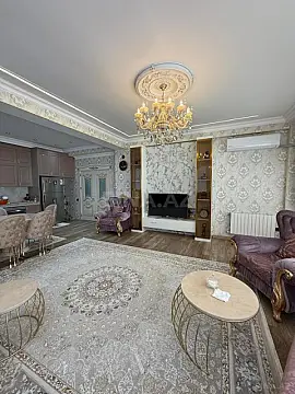 Satılır 3 otaqlı mənzil 147 m²