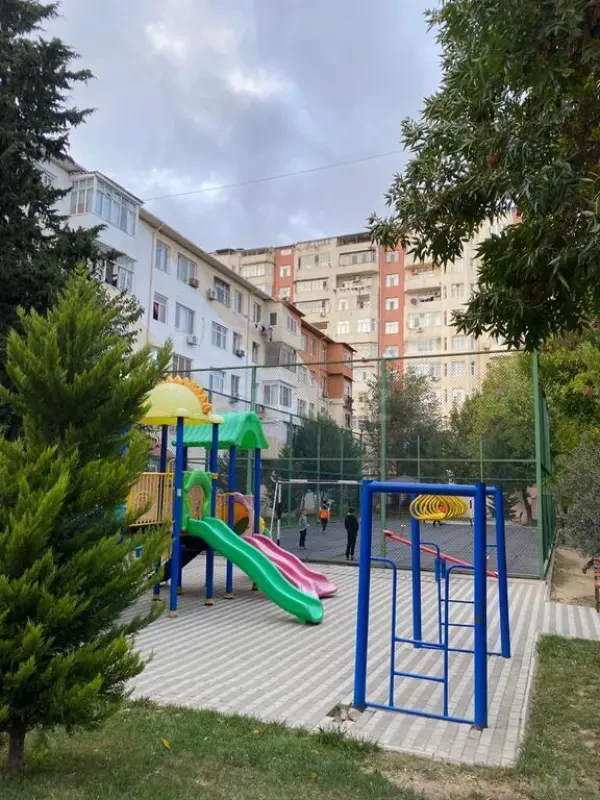 Satılır 2 otaqlı mənzil 48 m²