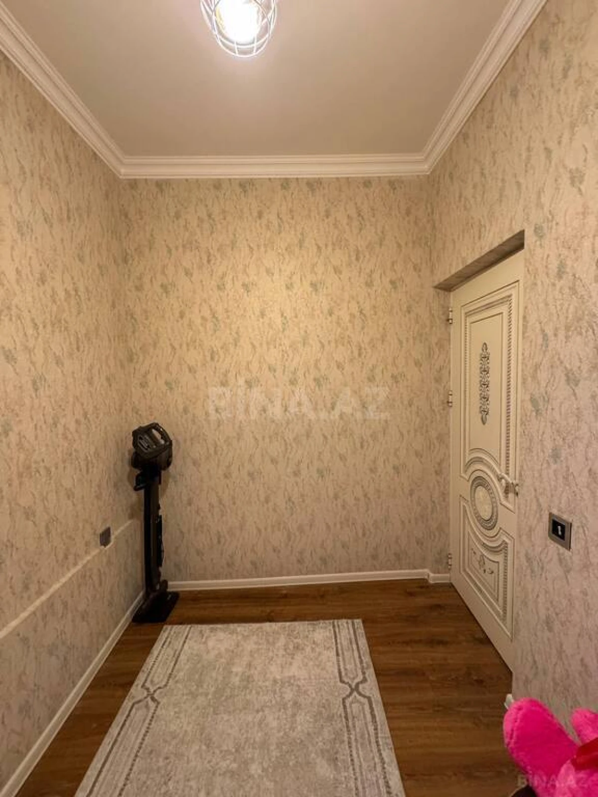 Satılır 5 otaqlı həyət evi 100 m²