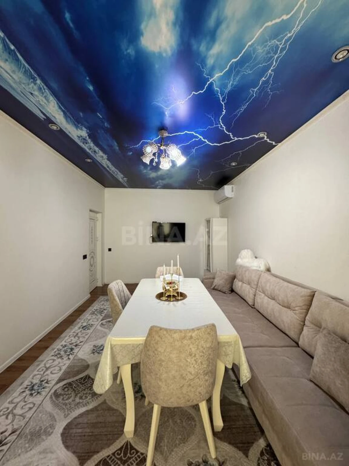 Satılır 5 otaqlı həyət evi 100 m²