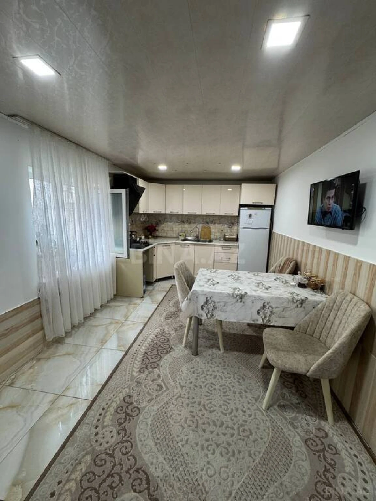 Satılır 5 otaqlı həyət evi 100 m²