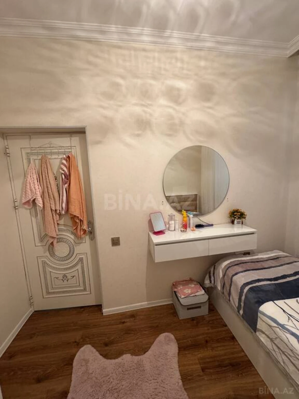 Satılır 5 otaqlı həyət evi 100 m²