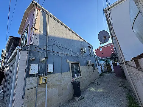 Satılır 5 otaqlı həyət evi 100 m²