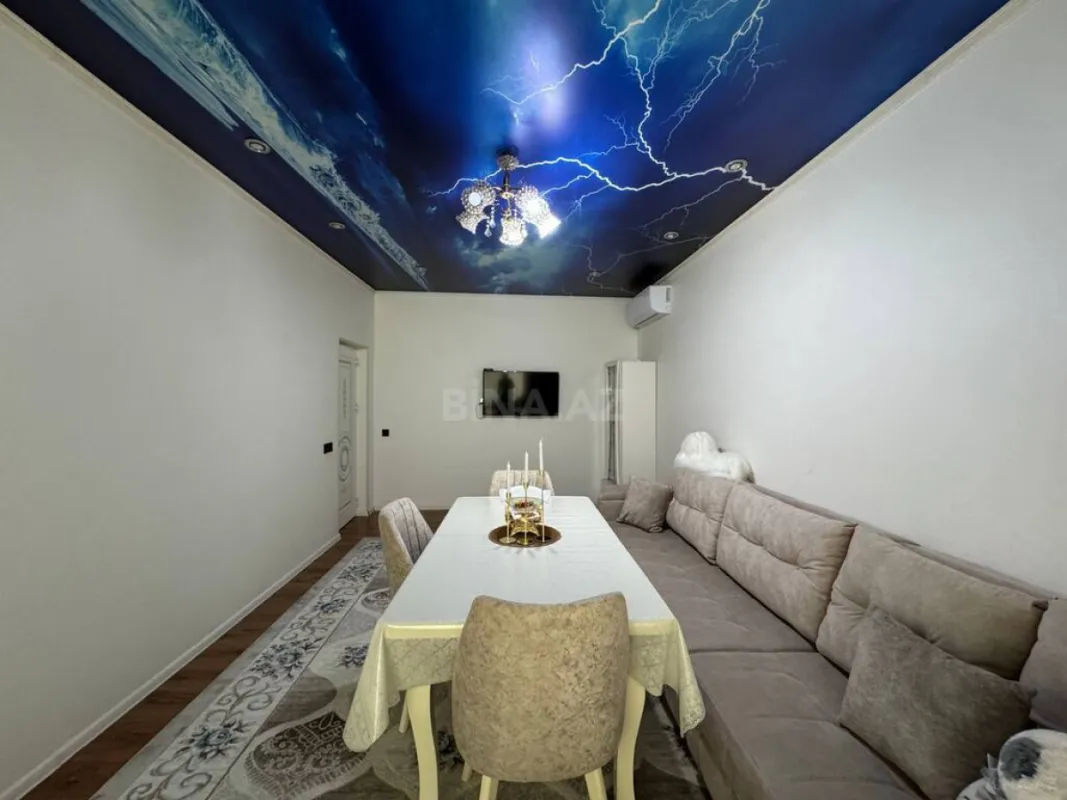 Satılır 5 otaqlı həyət evi 100 m²