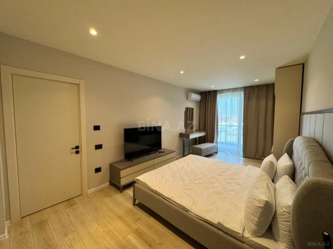 Satılır 2 otaqlı mənzil 99.5 m²