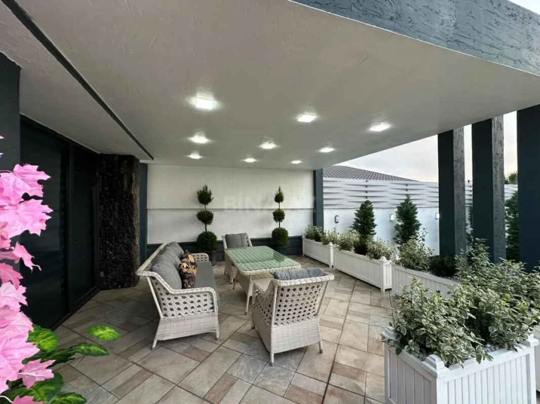 Satılır 4 otaqlı həyət evi 200 m²