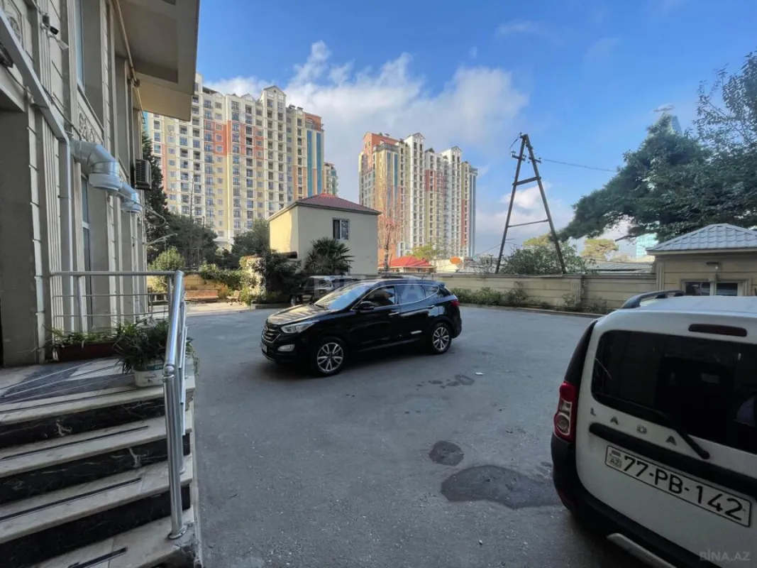 Satılır 3 otaqlı mənzil 100 m²