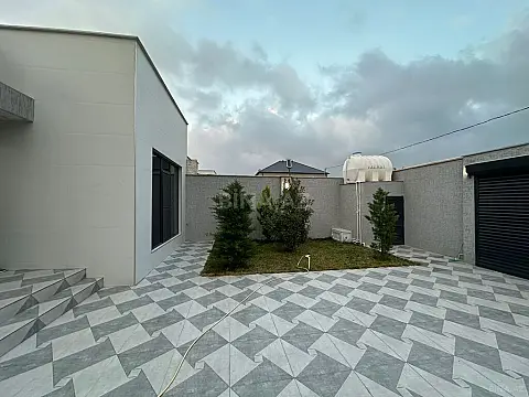 Satılır 4 otaqlı həyət evi 170 m²