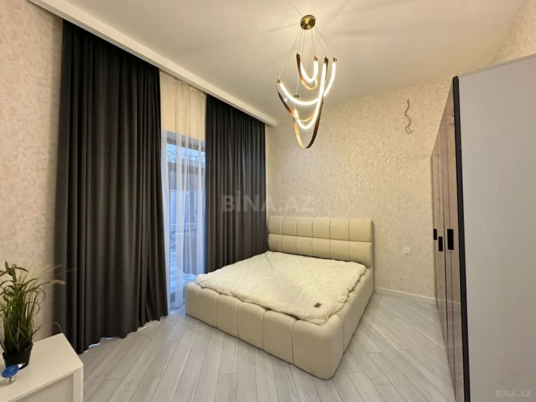 Satılır 4 otaqlı həyət evi 170 m²