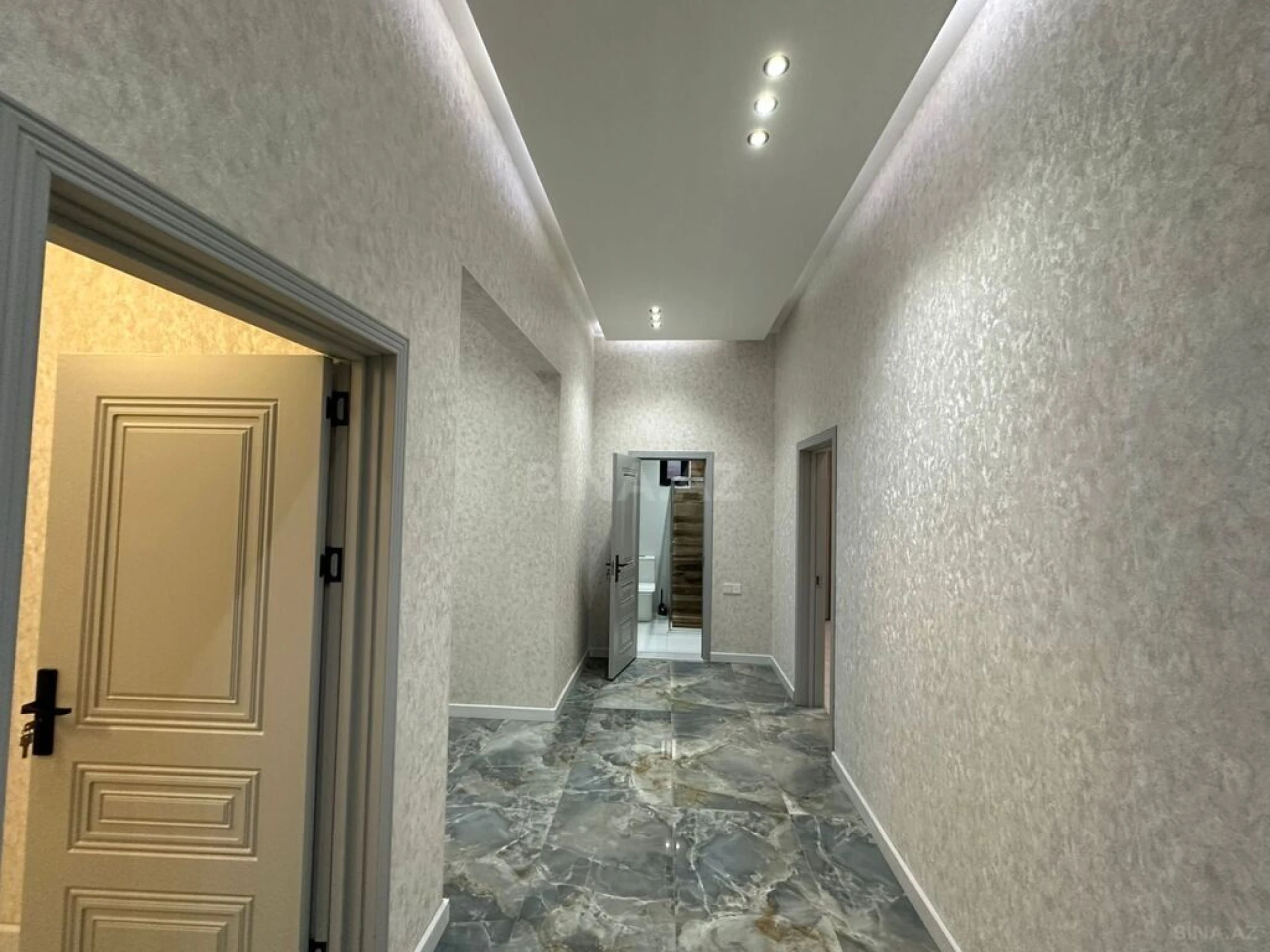 Satılır 4 otaqlı həyət evi 170 m²