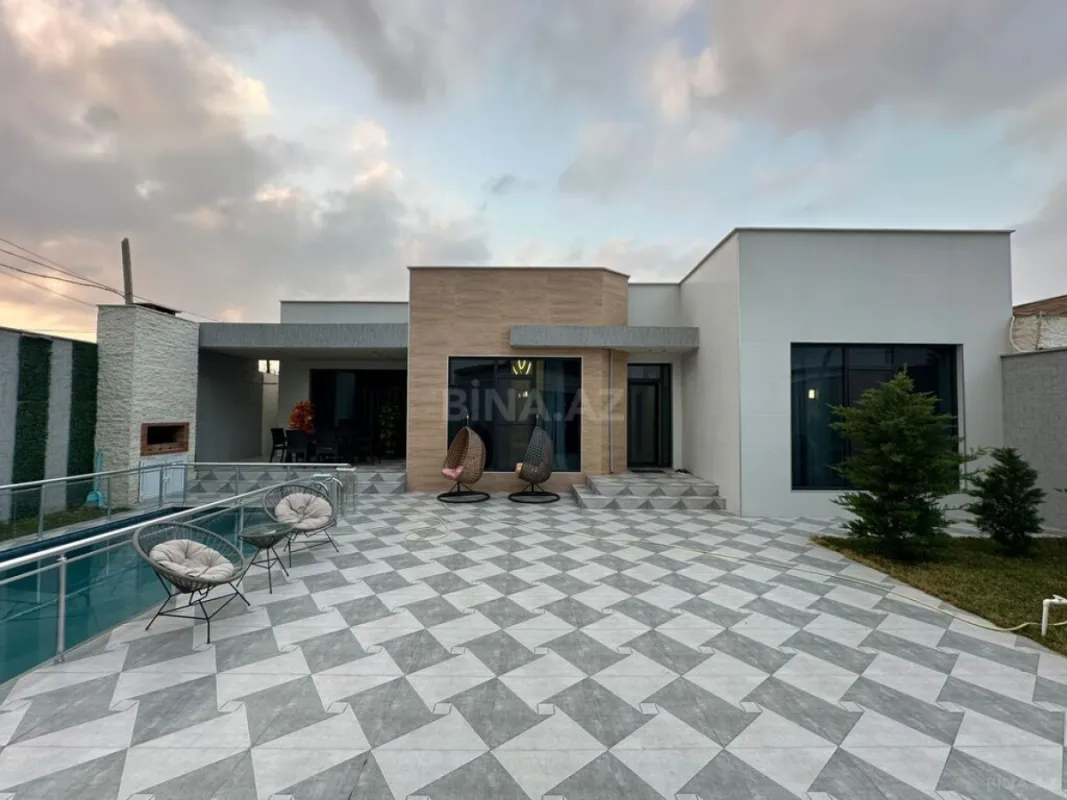 Satılır 4 otaqlı həyət evi 170 m²