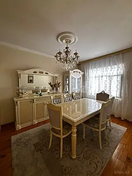 Satılır 5 otaqlı mənzil 120 m²