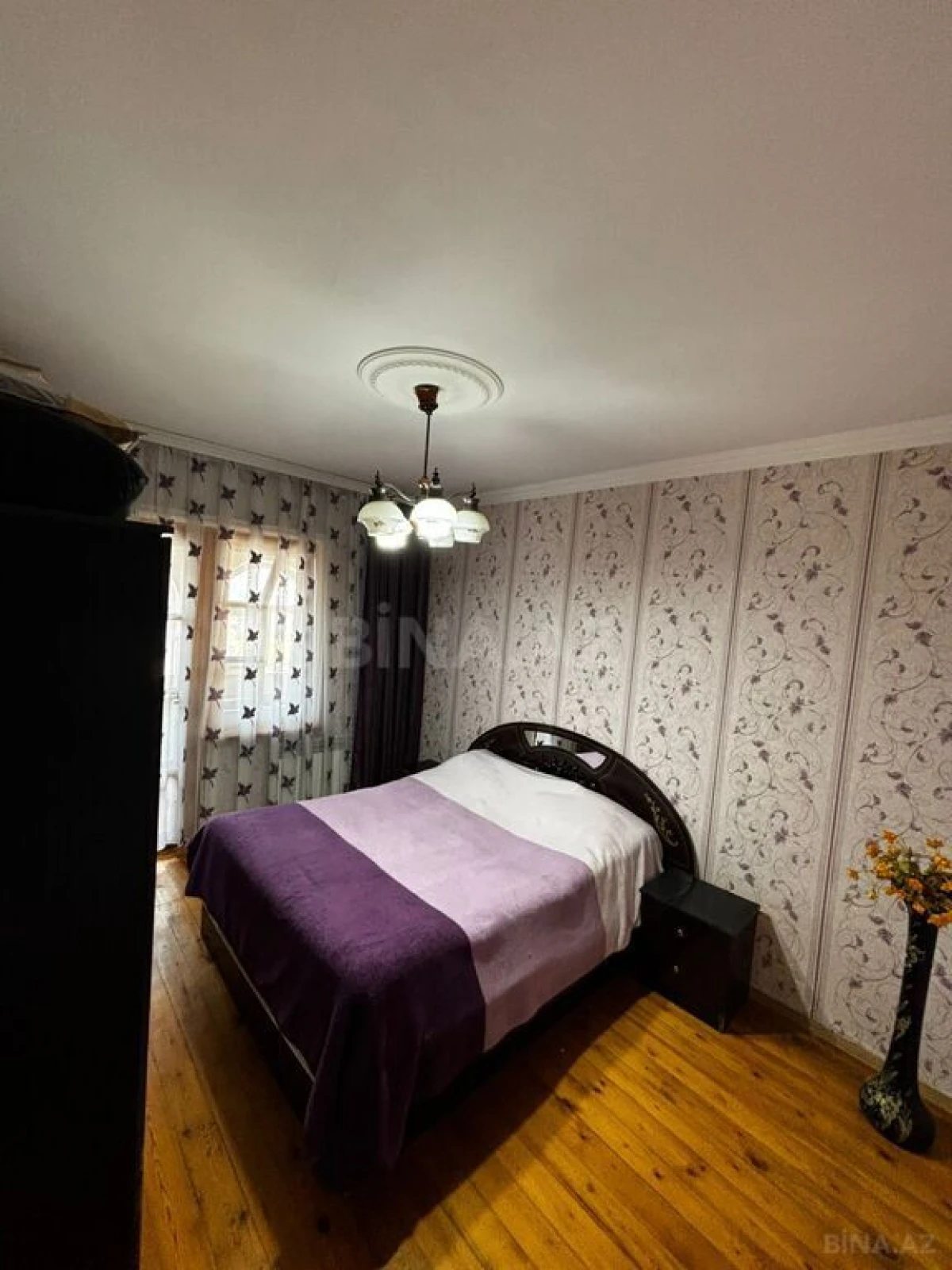 Satılır 5 otaqlı mənzil 120 m²