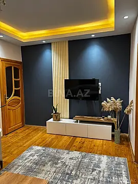 Satılır 5 otaqlı mənzil 120 m²