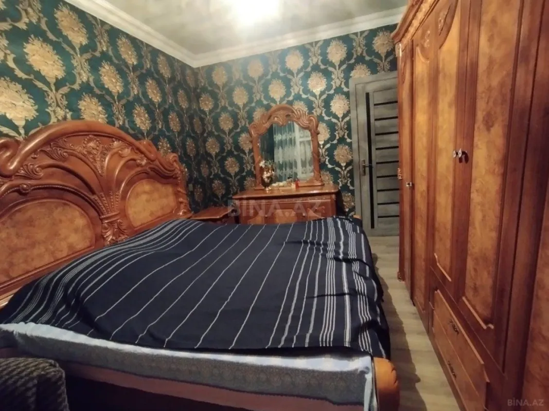 Satılır 4 otaqlı mənzil 105 m²