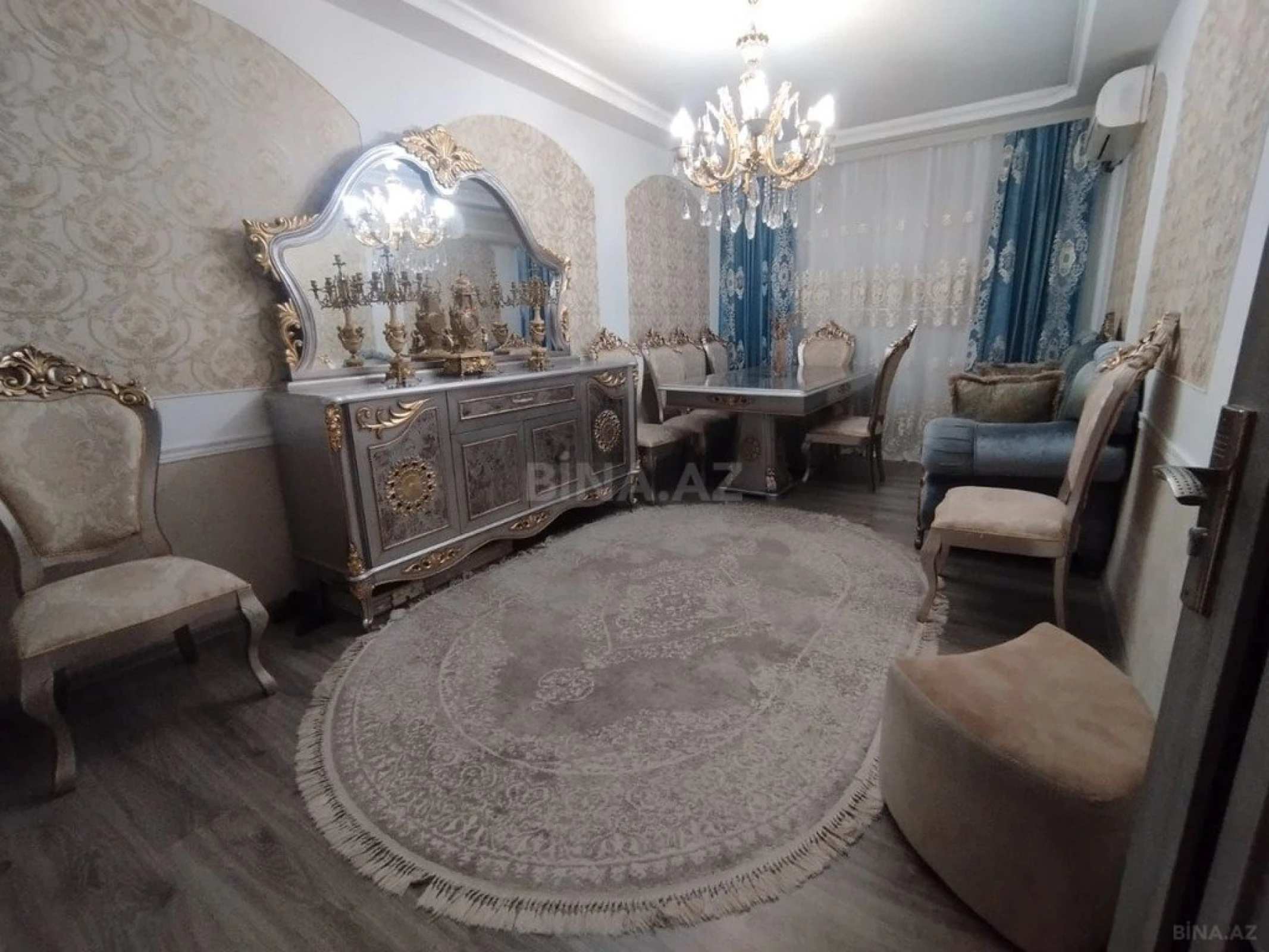 Satılır 4 otaqlı mənzil 105 m²