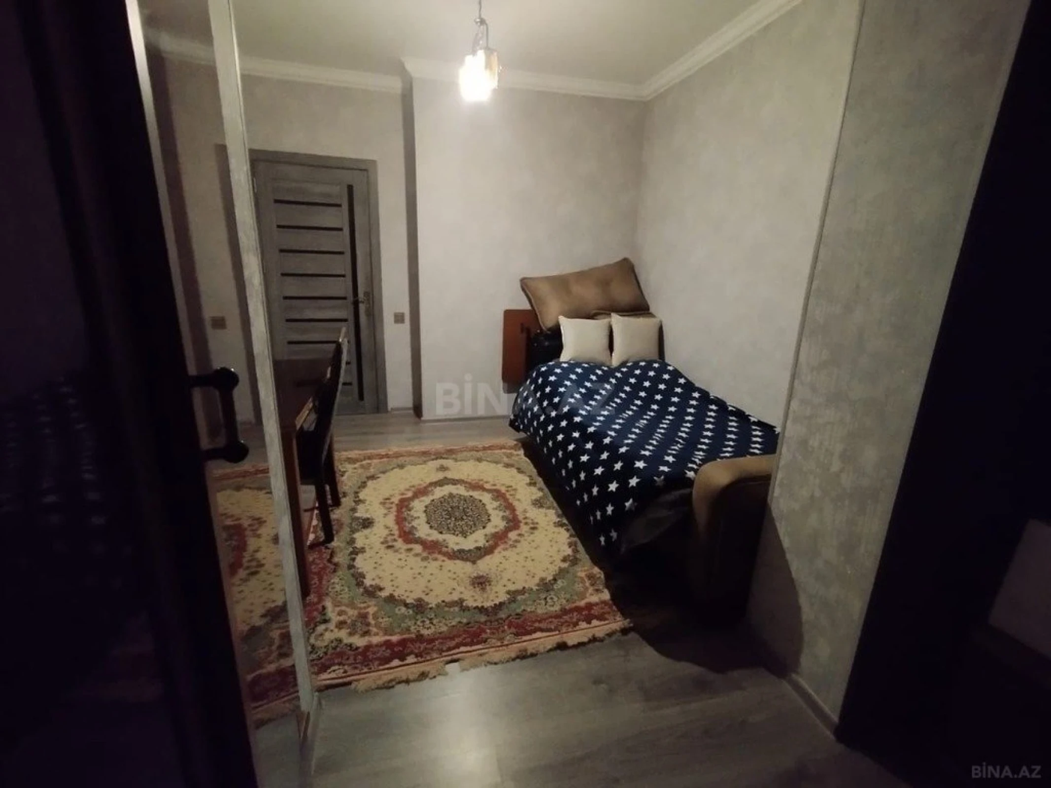 Satılır 4 otaqlı mənzil 105 m²