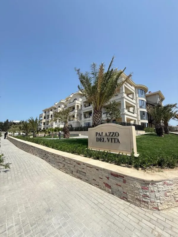 Satılır 2 otaqlı mənzil 81.3 m²