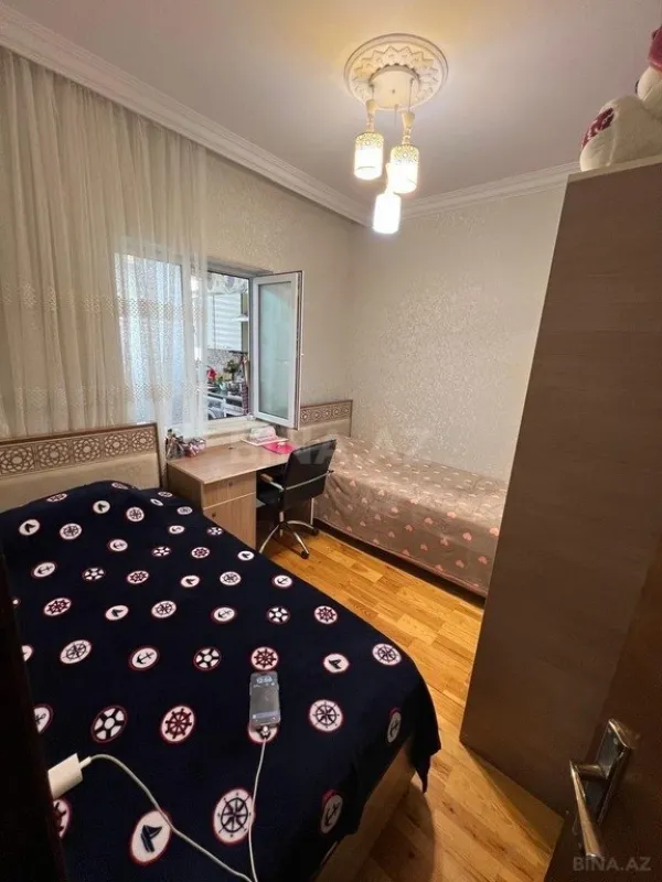 Satılır 1 otaqlı mənzil 65 m²