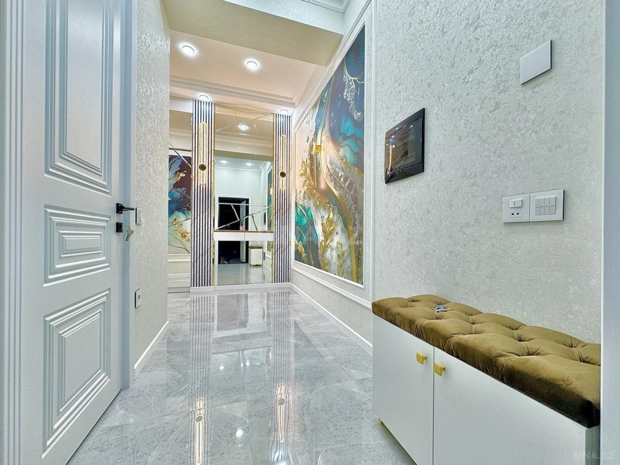 Satılır 3 otaqlı mənzil 96 m²