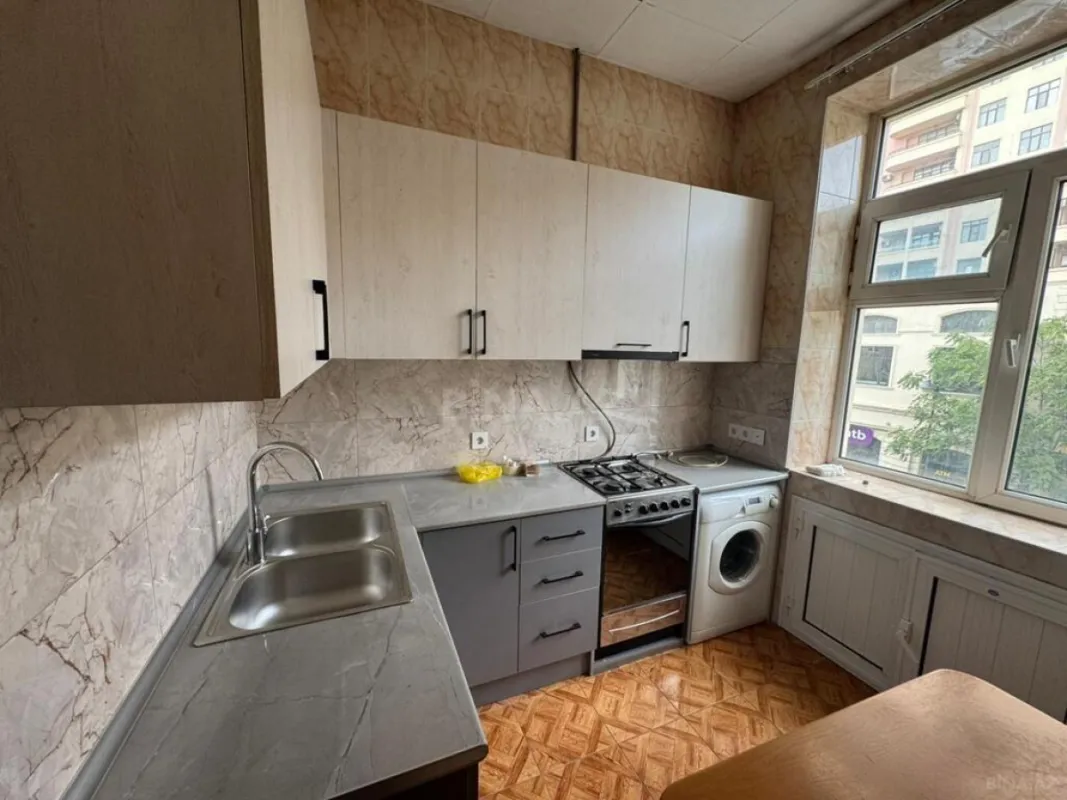 Kirayə verilir 3 otaqlı mənzil 72 m²