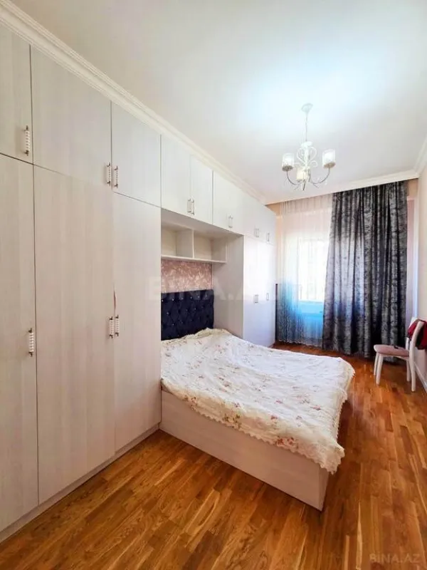 Satılır 3 otaqlı mənzil 101 m²